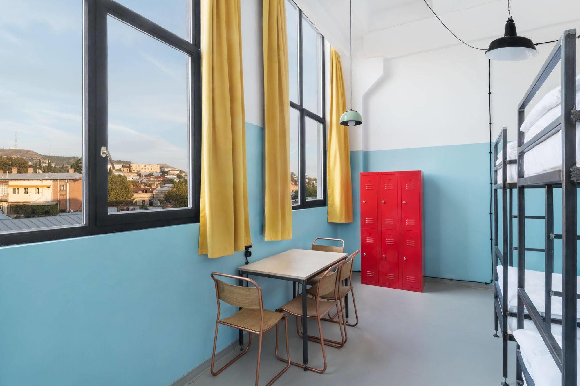 فندق Fabrika &