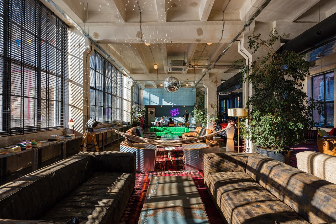 Fabrika Hostel & Suites Hotel