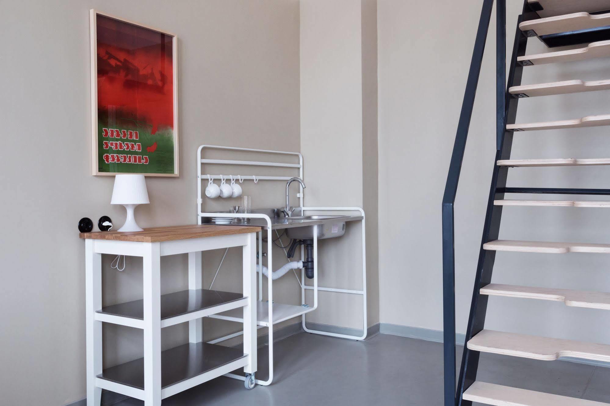Fabrika Hostel & Suites Otel